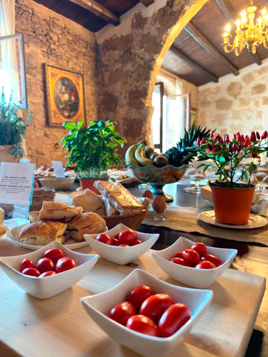 Feudo Nobile e il esclusivo ristorante agriturismo Gela solo per gli ospiti.
